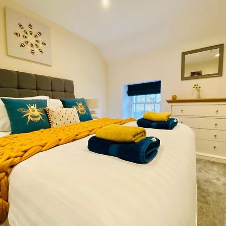Rustic Retreats Jacks Cottage With Hot Tub & Alpaca Walking Experiences マトロック エクステリア 写真