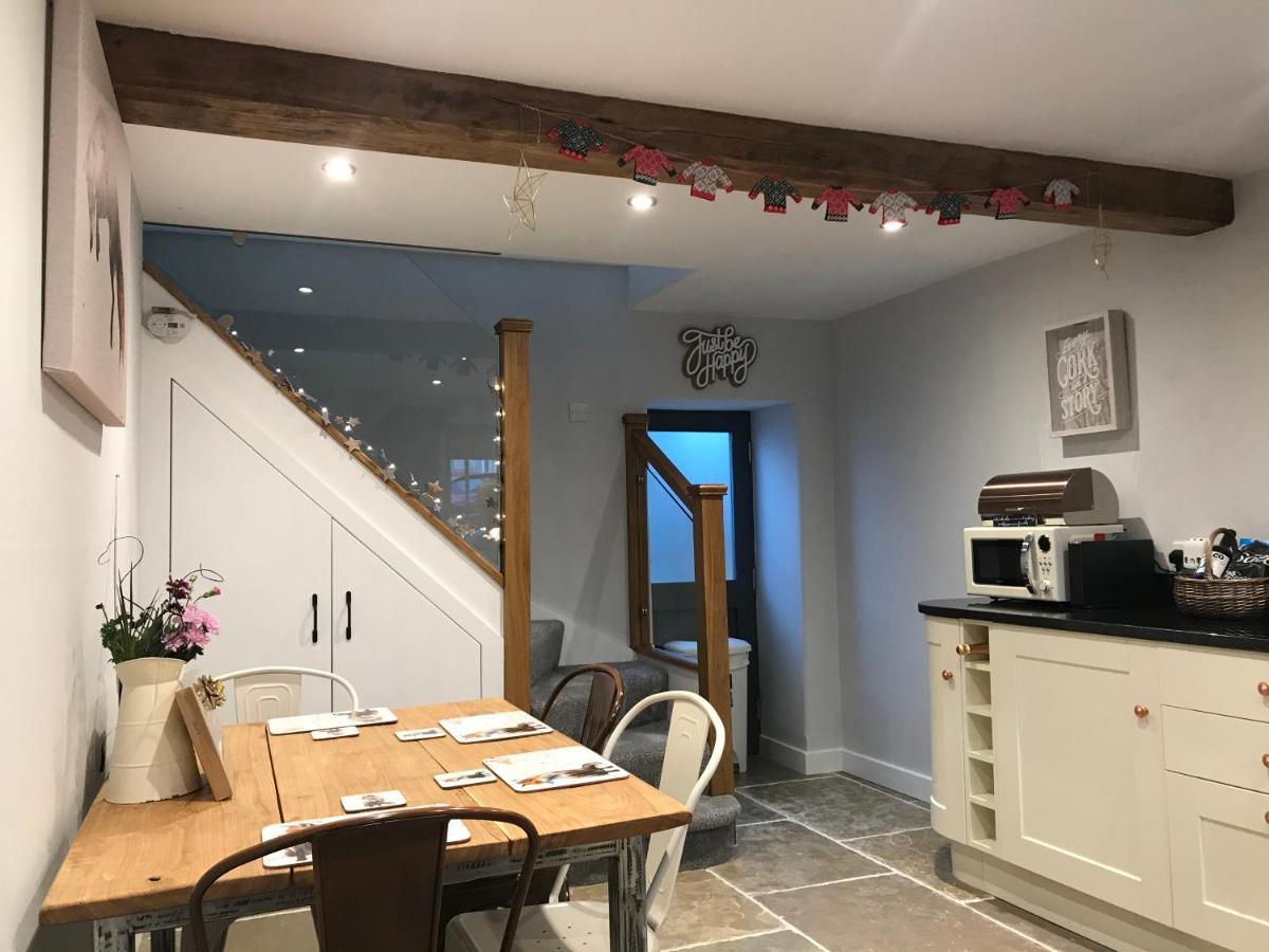 Rustic Retreats Jacks Cottage With Hot Tub & Alpaca Walking Experiences マトロック エクステリア 写真