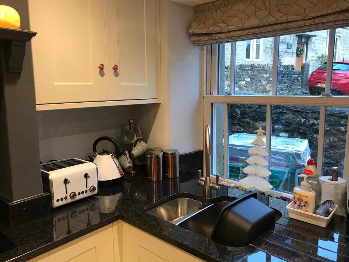 Rustic Retreats Jacks Cottage With Hot Tub & Alpaca Walking Experiences マトロック エクステリア 写真